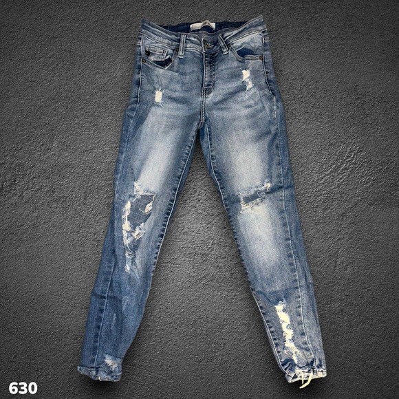 KanCan Denim - Kancan Cropped Skinny Jeans Sz. 5 Women's 26x26 Distressed Light Wash Stretch